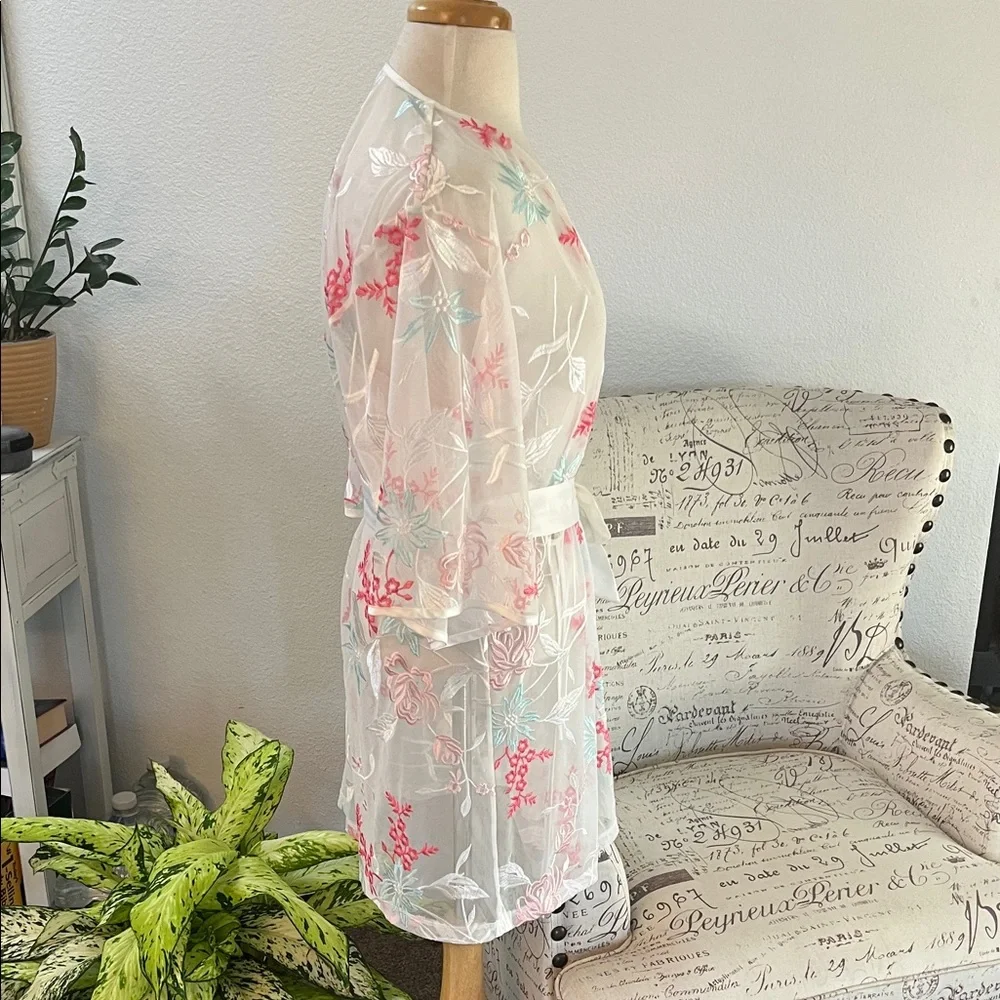 NWOT International Concepts Sheer Floral Robe - Picture 3 of 12